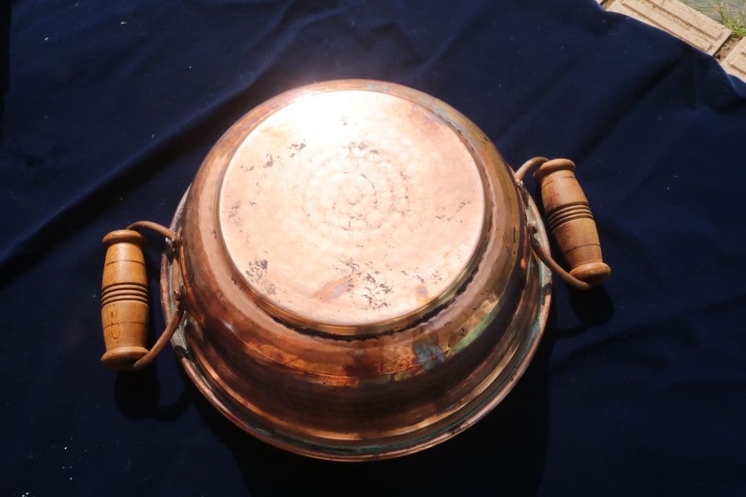 メキシコ　銅製 両手鍋 直径約25cm 木製ハンドル付き　値下げ