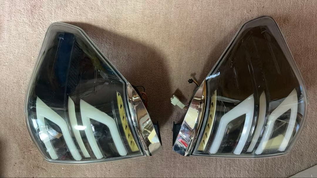 【おおま】20ヴェルファイア/20アルファード テールライト 4個セット