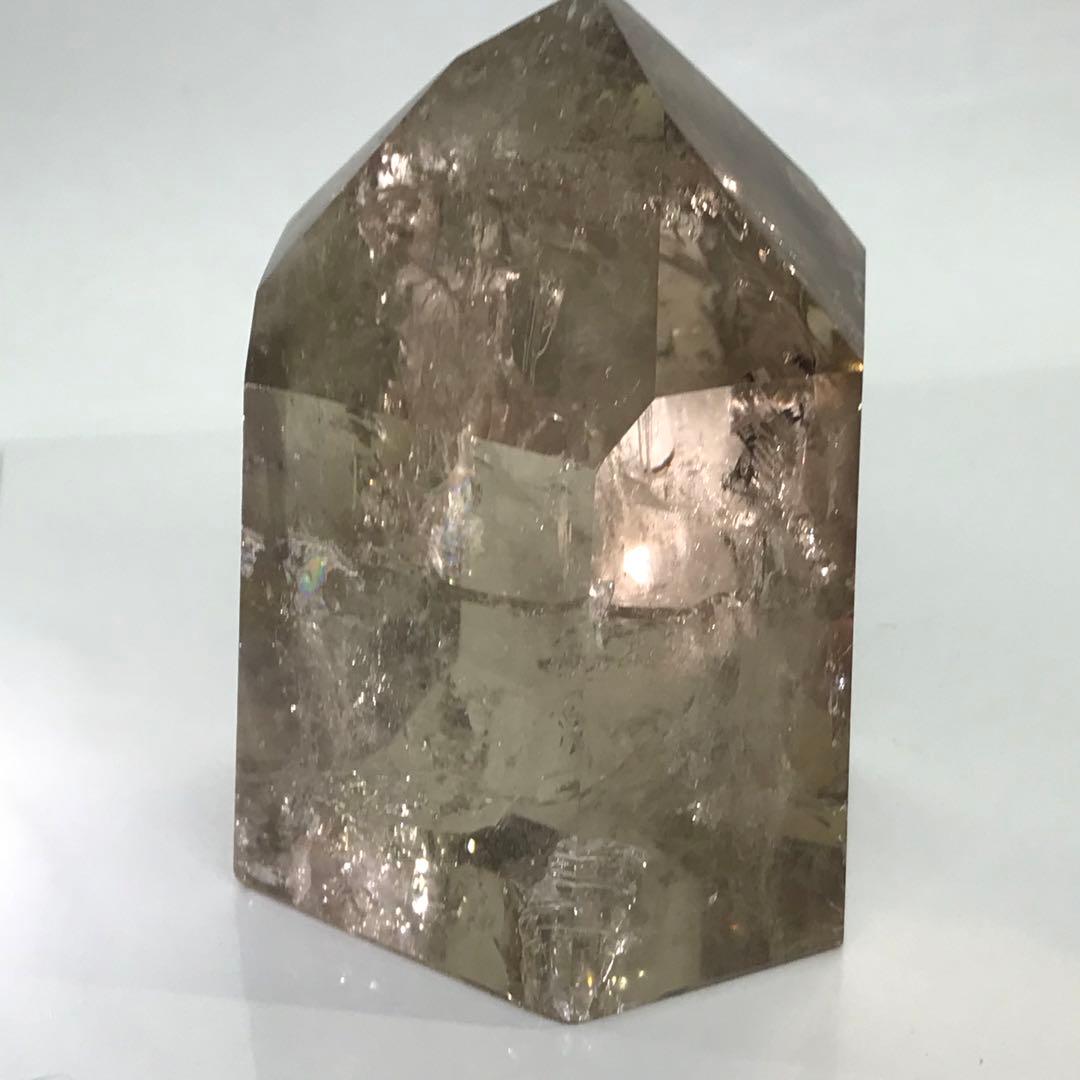 ★天然石★スモーキー虹入りポイント★パワーストーン★透明感がありレインボーも綺麗