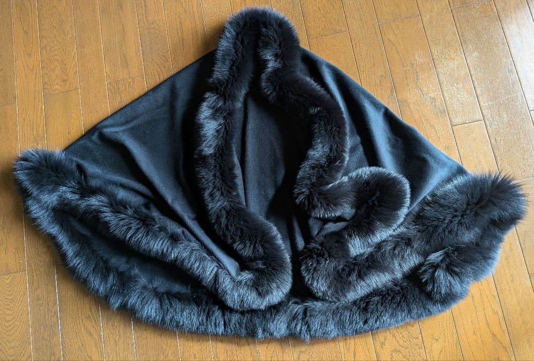 ツカキ ポンチョ カシミヤ100% ケープ 黒 フォックスファー 日本製　美品