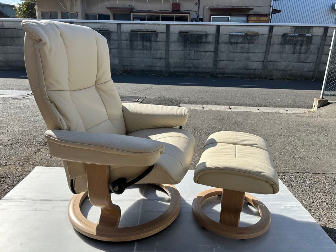 Ekornes (エコーネス) ストレスレスチェア オットマン付