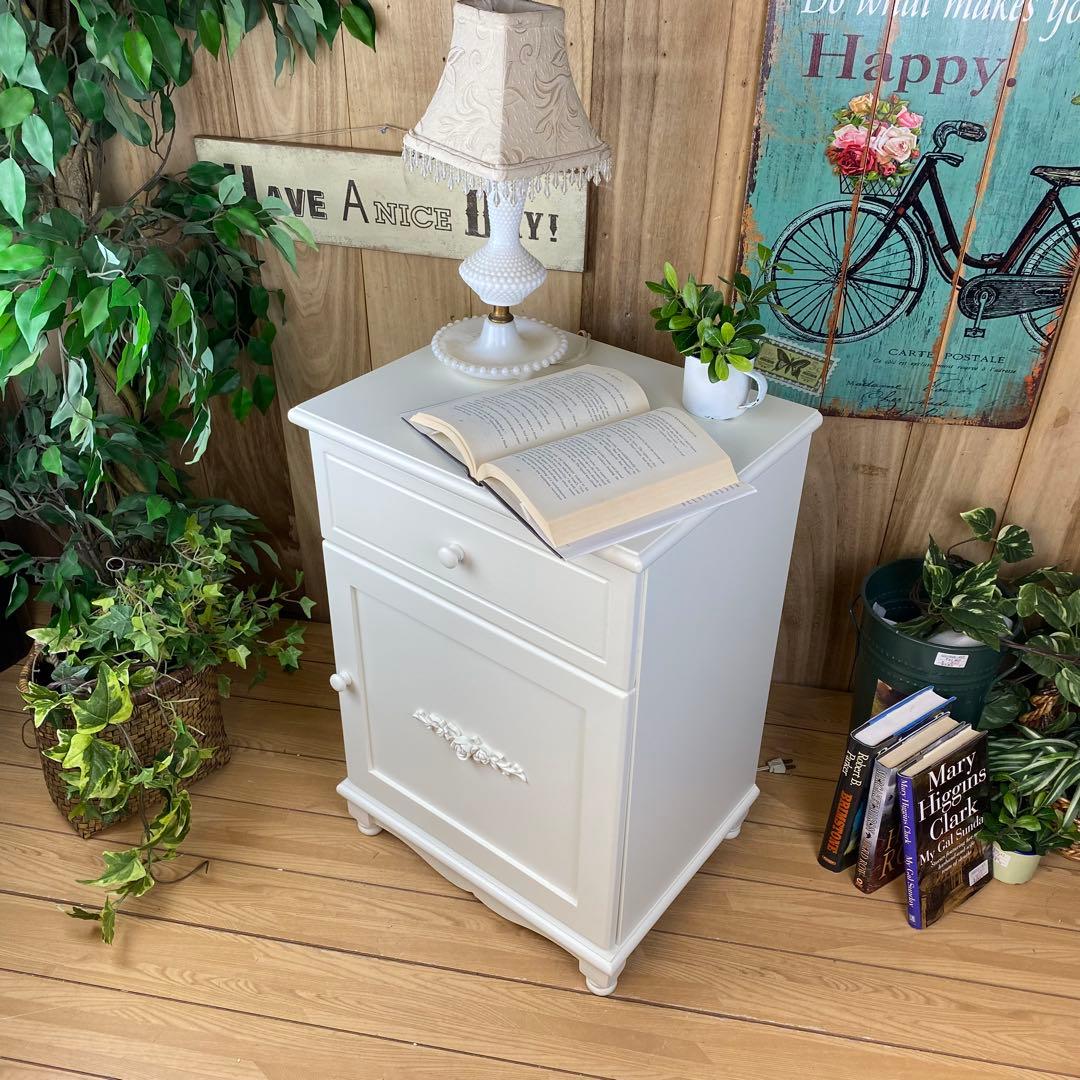 フレンチカントリー北欧調ホワイトサイドキャビネット飾り棚収納家具姫系インテリア