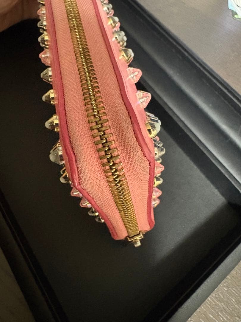 クリスチャンルブタン長財布