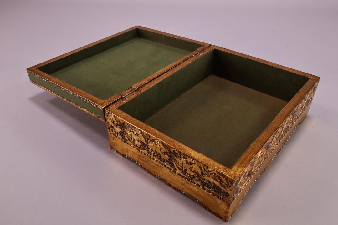 アンティーク雑貨　イタリア金箔工芸 デコ フィオレンティーノ　トレイ　小箱　冊子