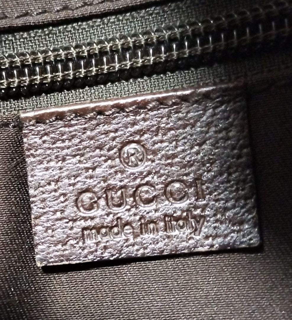 GUCCI GGパターン ショルダーバッグ　キャンバス　斜め掛け