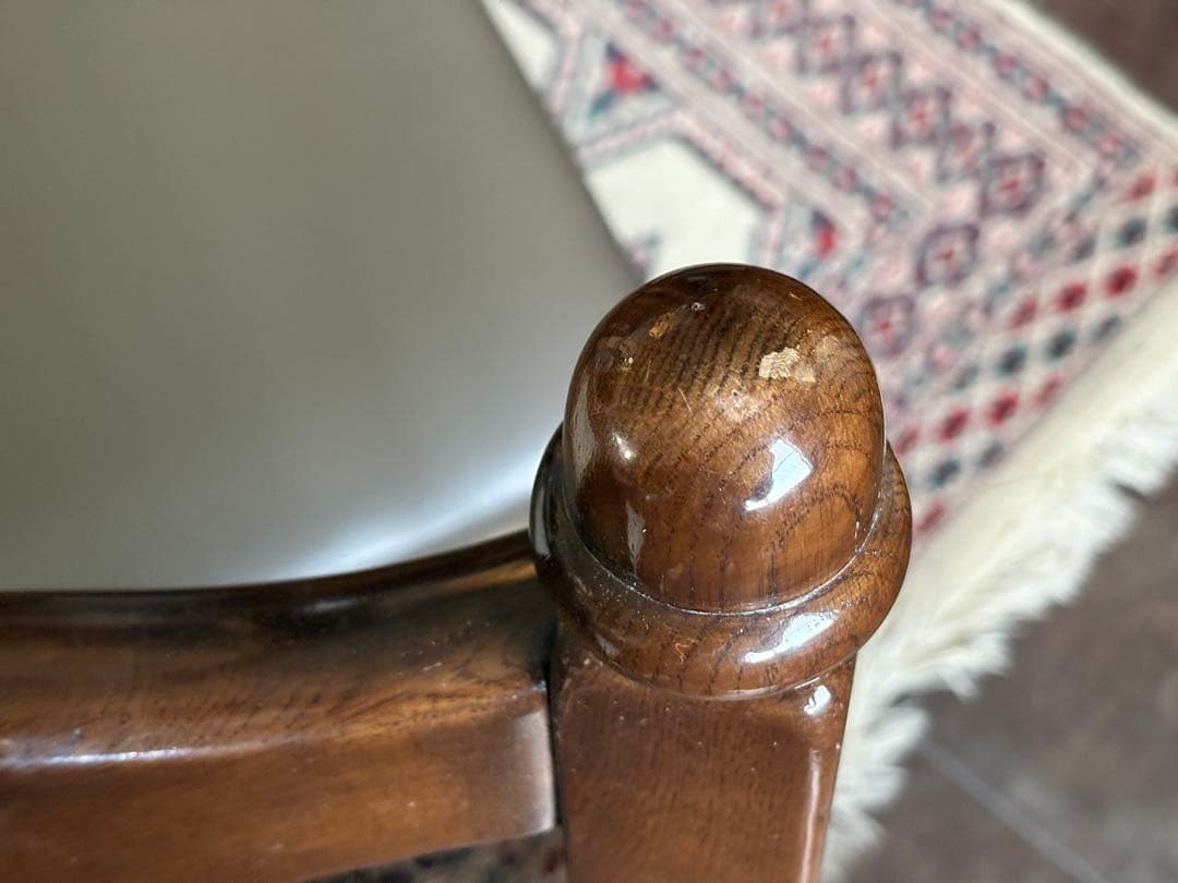 ① Hikari 　レトロ　アンティーク　ヴィンテージ　スポークチェア　　nZ