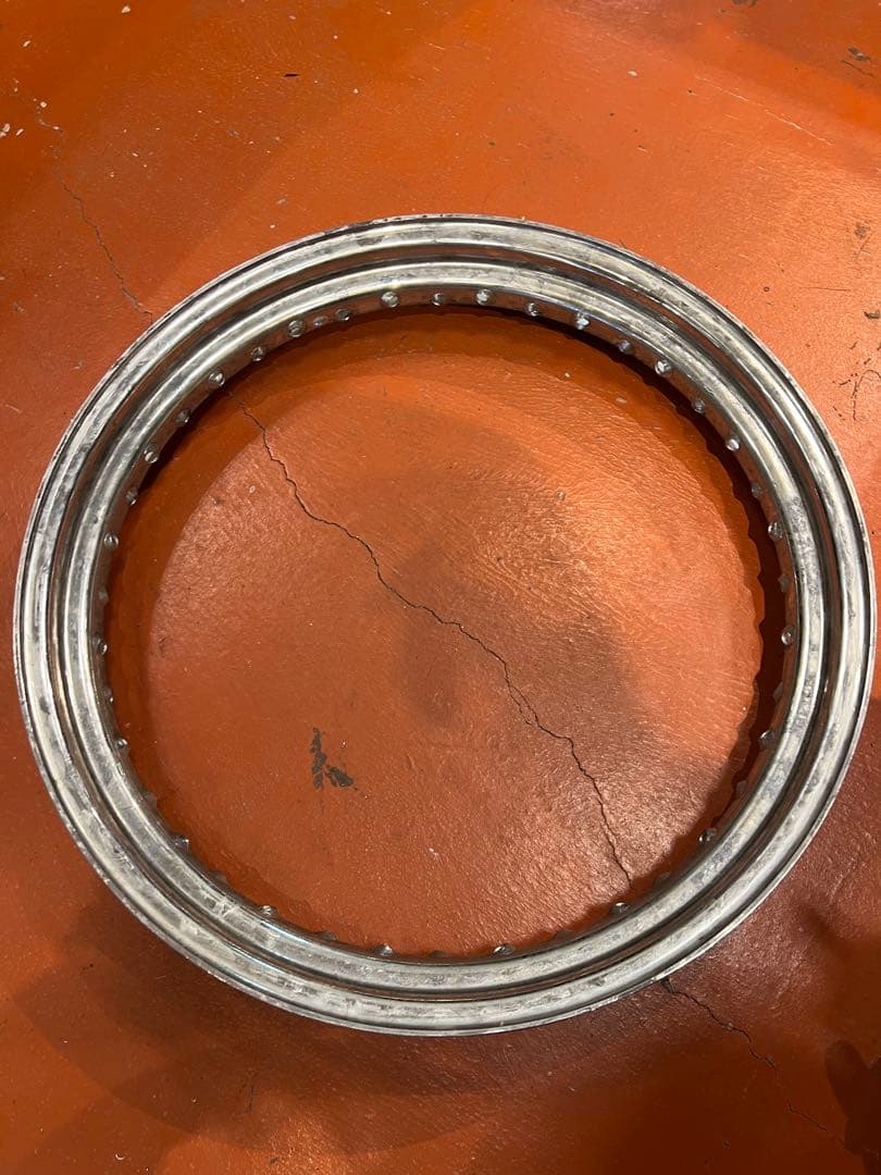 18インチ ドロップセンターリム　ハーレー　ショベル　パン　ナックル