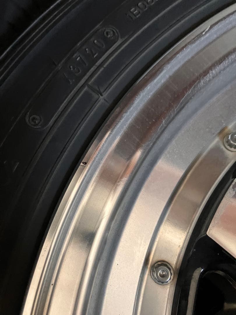 ハイエース 200系　ファブレス ヴァローネ　XR-6 16インチ 4本セット