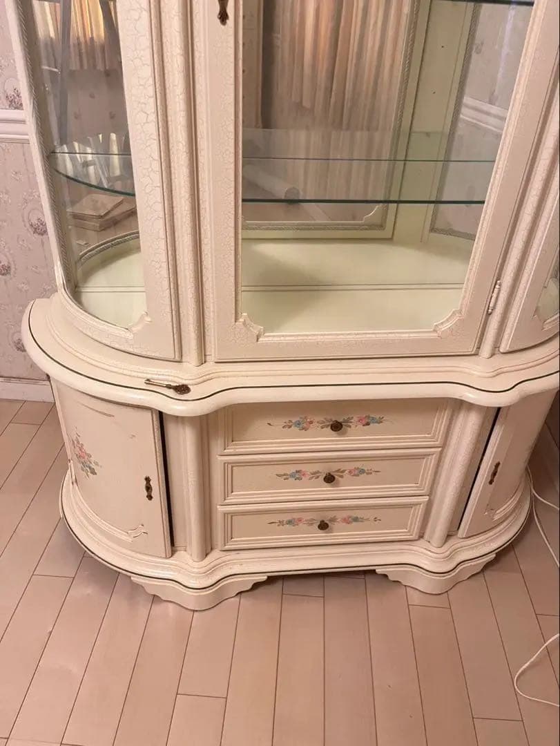 シリック調　キャビネット　イタリア製家具　ロココ調　クラクレ　白家具　希少