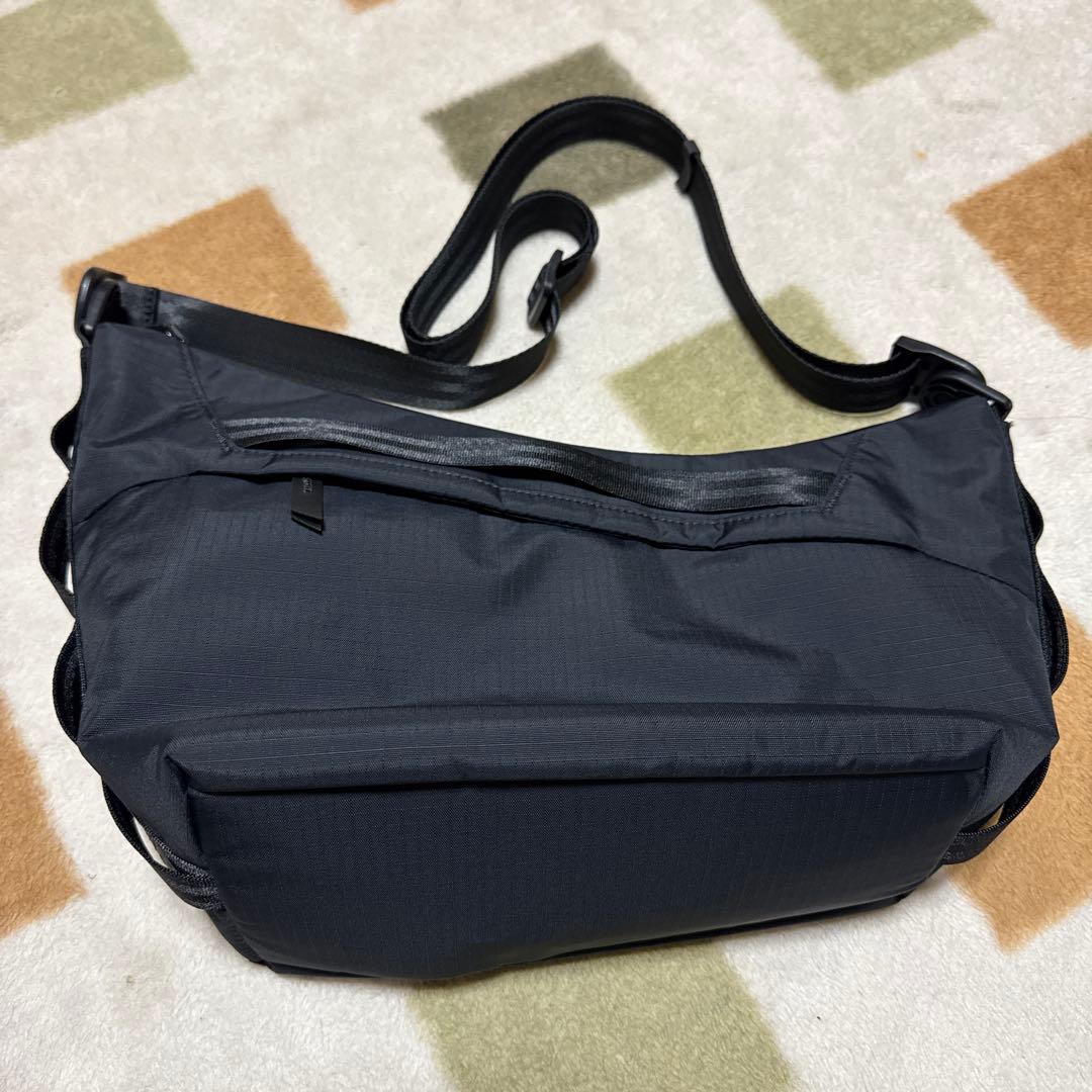 アルパカ　Alpaka Flow Satchel 4L ブラック　美品