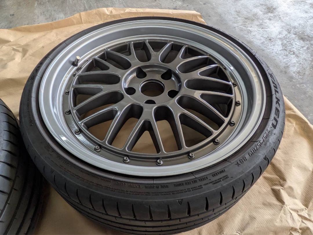 メッシュ　LMタイプ19インチ　8.5J35 4本通し　引き取り限定セール