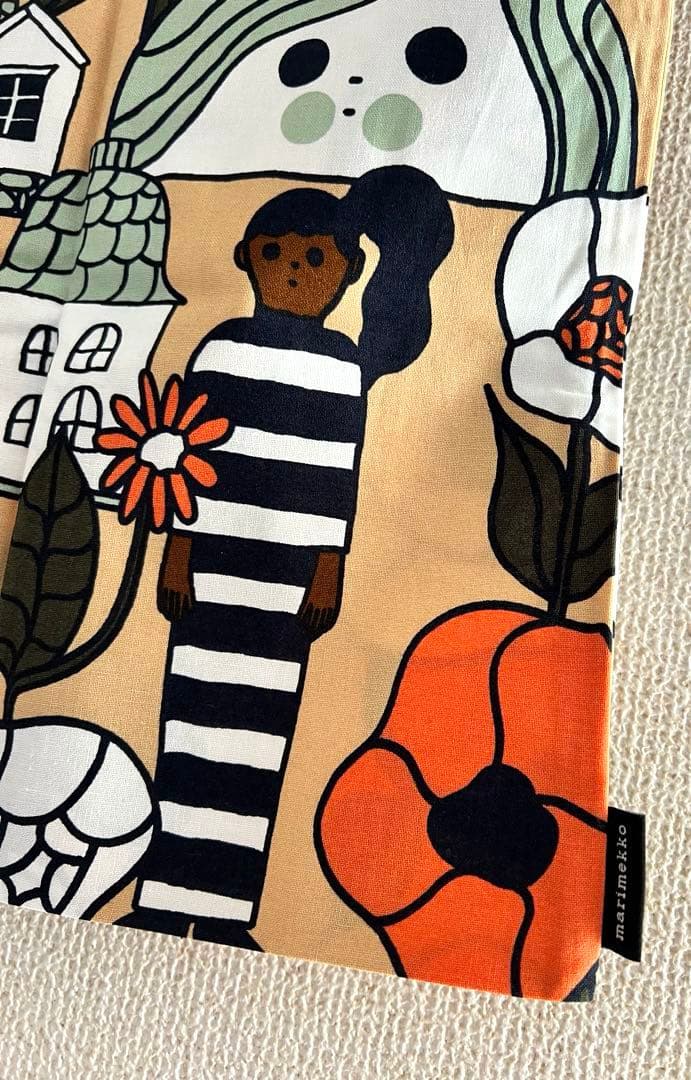 ✨新品未使用✨人気完売品　マリメッコ　クッションカバー　マリキュラ