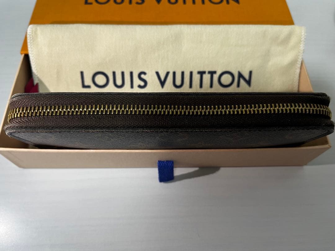 ルイヴィトン 長財布 ラウンドファスナー ポルトフォイユクレマンス フューシャ