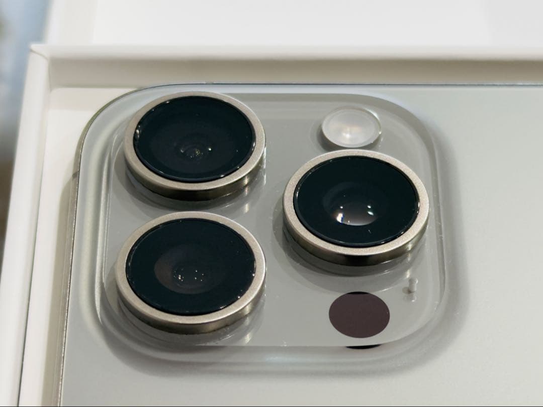 【動作確認済】iPhone 15 Pro Max 256 ナチュラルチタニウム