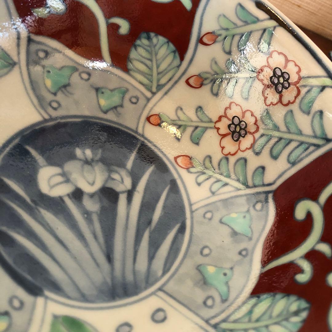 有田焼 六代走波　染錦 菖蒲椿辻が花波千鳥文　輪花深鉢