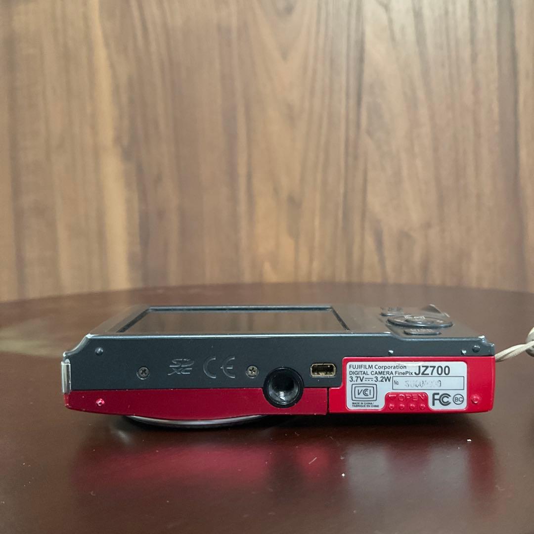 デジタルカメラ FUJIFILM FINEPIX JZ700