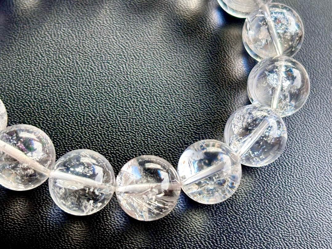 究極品質　超希少幻の逸品　ヒマラヤ最高峰のパワー　幻の虹と雪のマニカラン水晶