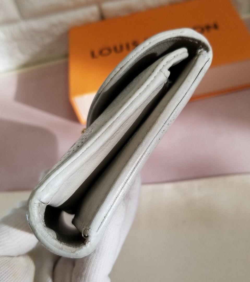 ルイヴィトン モノグラム パンチング マヒナ ポルトフォイユ アメリア 長財布