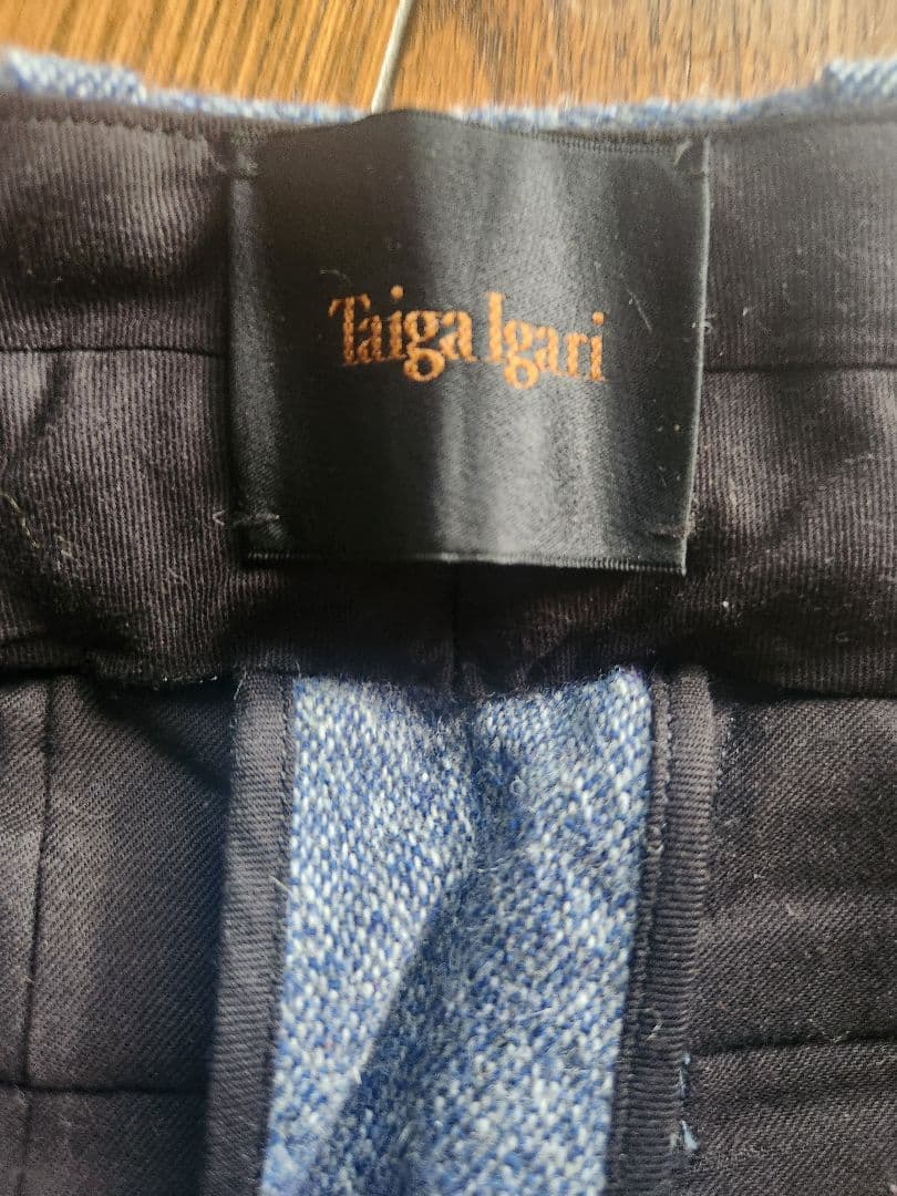 Taiga Igari　ブルー系ツイード調スーツ　サイズS　日本製