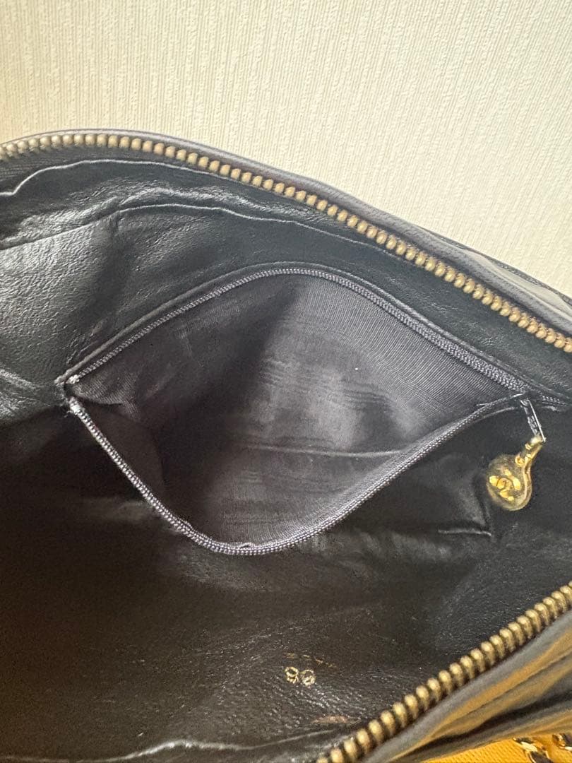 ヴィンテージCHANEL ブラック レザー ショルダーバッグ