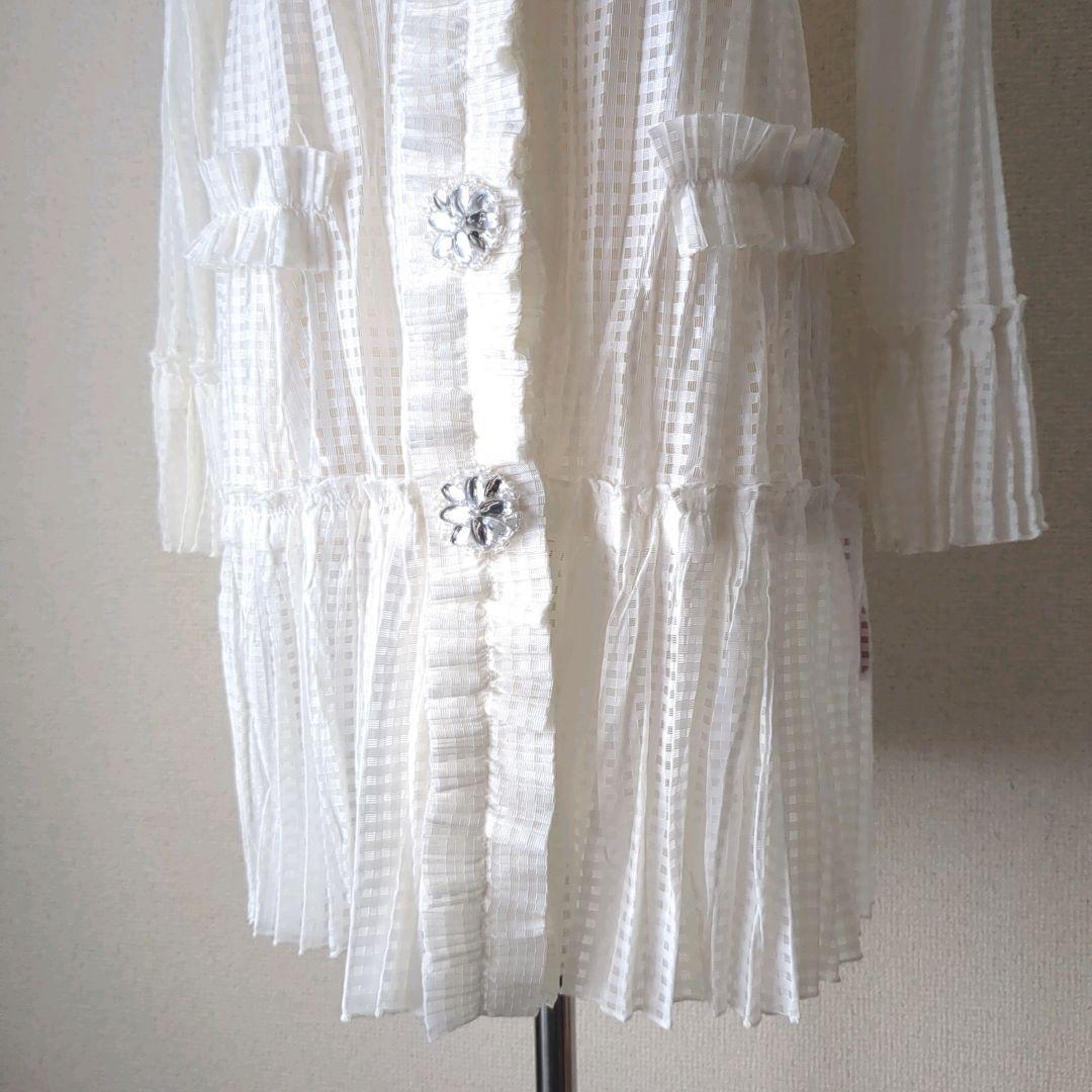 NOKO OHNO/ノコオーノ　美品　羽織り　　ビジュー　ジャケット　プリーツ