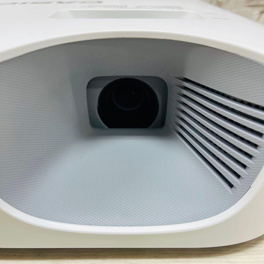 美品 CASIO プロジェクター XJ-F210WN WXGA リアルモデル