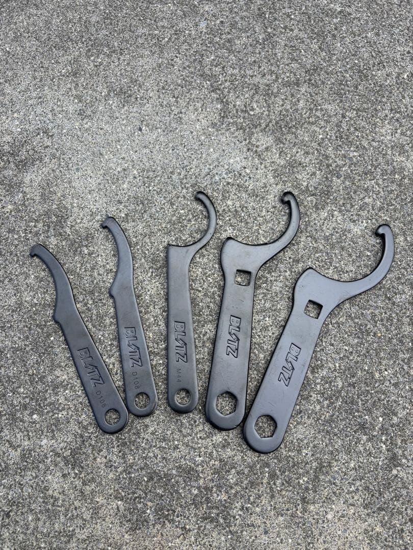 30 アルファード　ヴェルファイア　ブリッツ　DAMPER ZZ-R