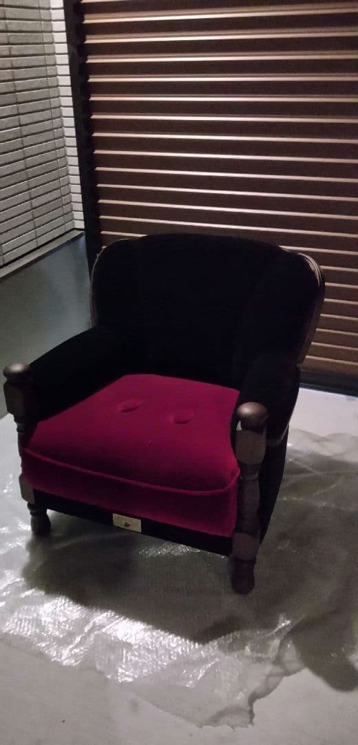 【超美品】 カリモク 大人ディズニー 肘掛椅子 Mickey