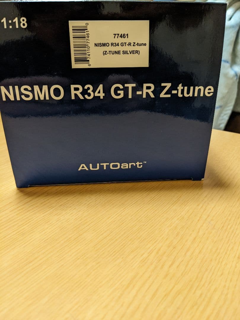 オートアート1/18　ニスモ R34 GT-R Zチューン