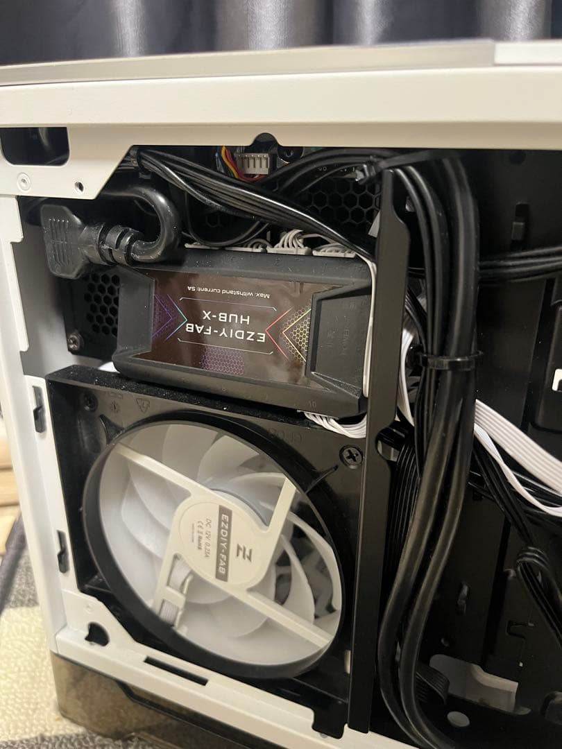 inWin A1 Prime ホワイト PCケース