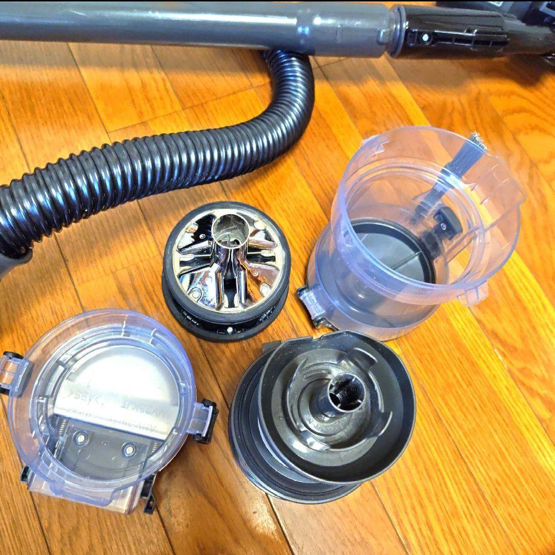 【美品】23年製Panasonic ダブルメタルプチサイクロン MC-SR40K