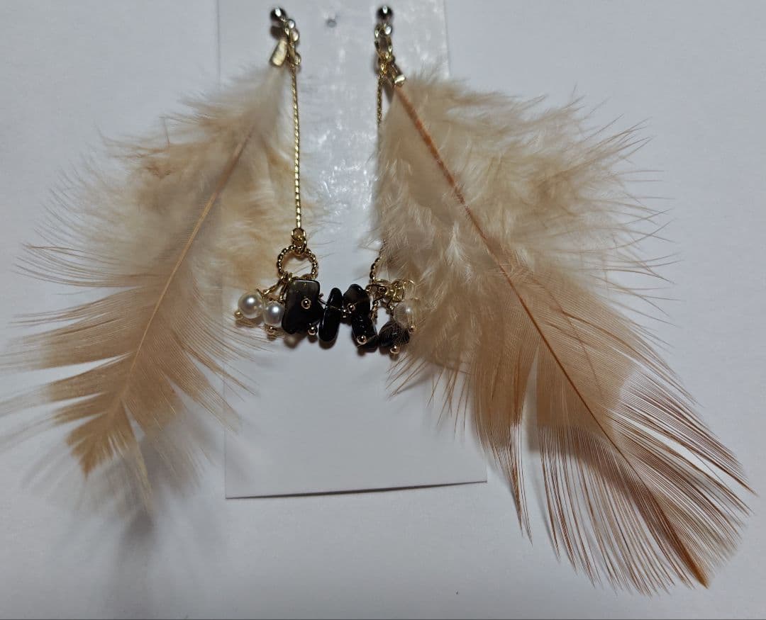 多様なモチーフのチャームセット