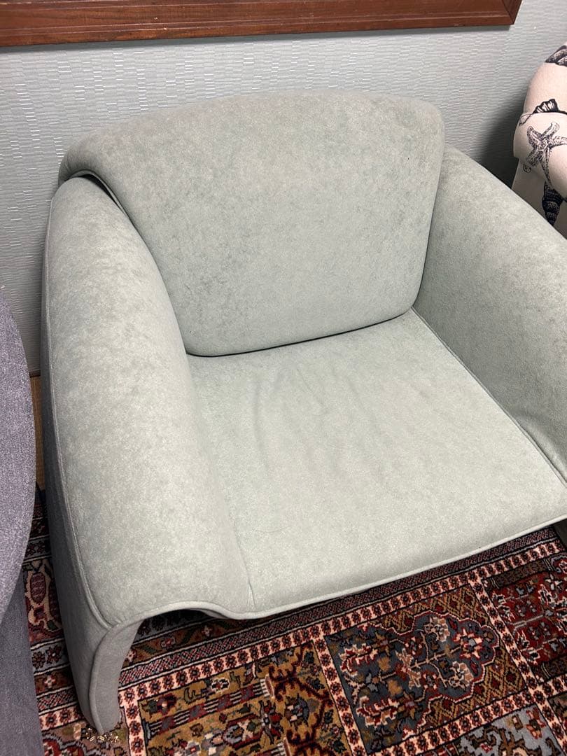 韓国　1人がけソファ　デザイナー家具　モリー