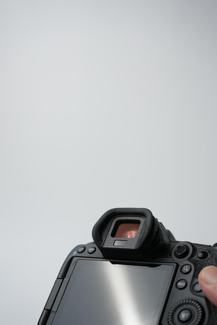 Canon キャノン EOS R5 ボディ ミラーレス一眼