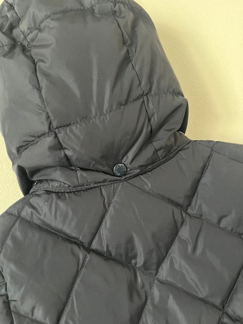 モンクレール　ネイビー キルティングジャケット フード付き