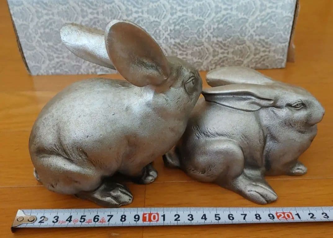 干支　ウサギの置物セット