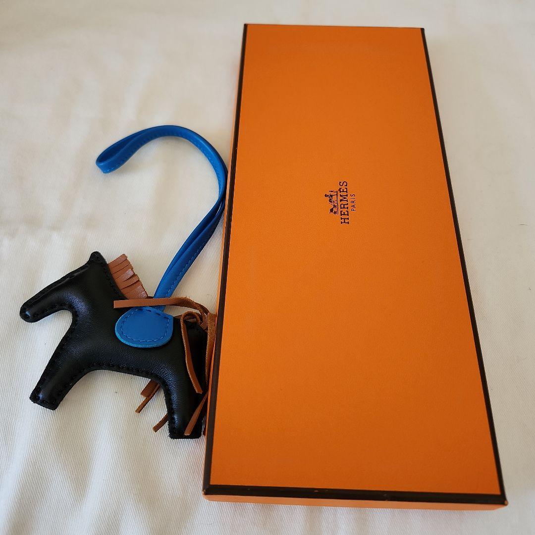 HERMES エルメス ロデオチャーム ペガサス 美品　ブラック×ブルー