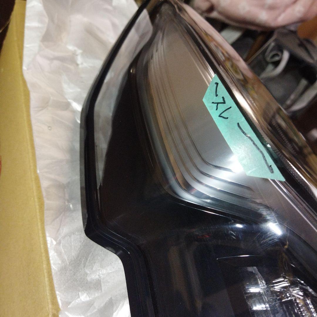 N-BOX カスタムJF3 テールランプ33550-TTA-J513-M1左側