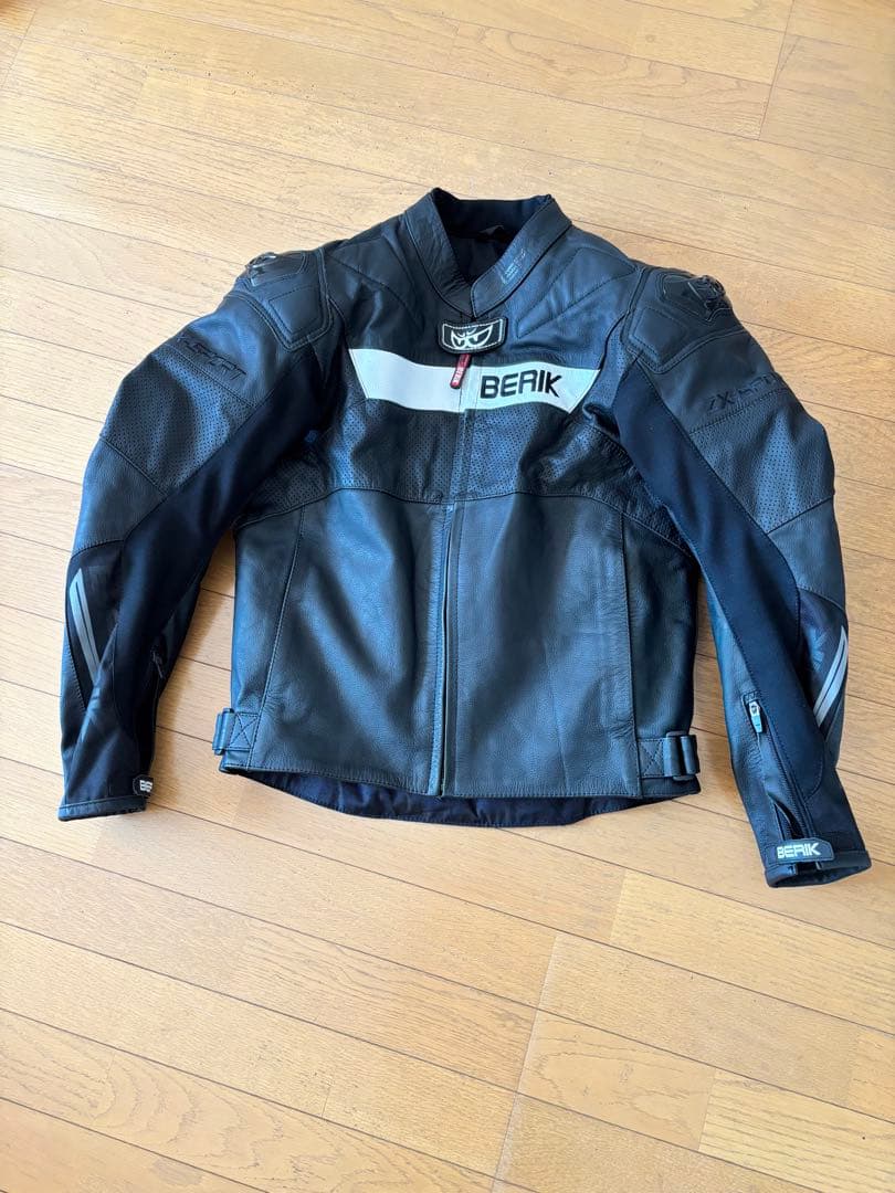 BERIK バイクレザージャケット 50サイズ
