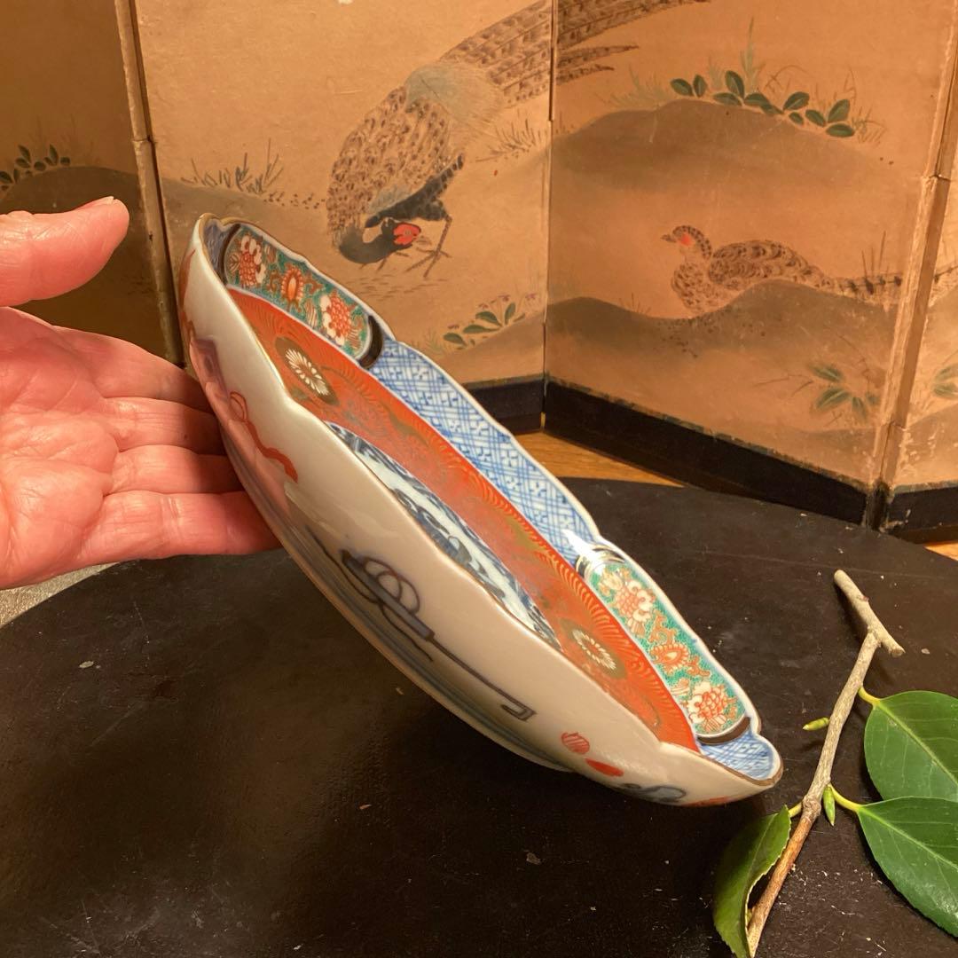 A919 古伊万里　金襴手　見込桃　赤絵　金花唐草　綾花型　7寸　５枚