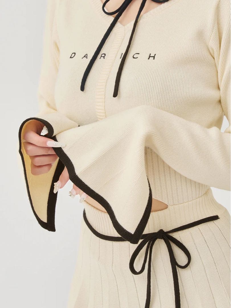 新品 ダーリッチ ウエストオープンリボンデザインニットミニワンピース 黒 FL