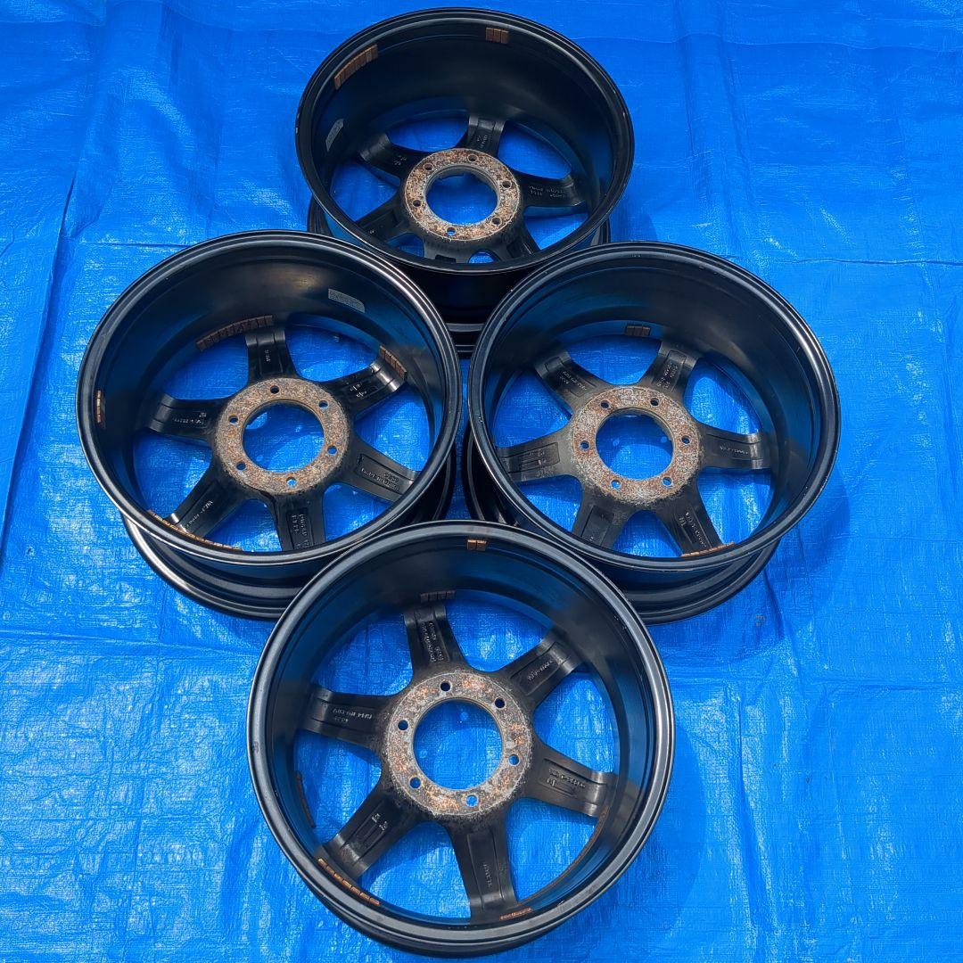 アーバンスポーツ ４本 ハイエース 送料込み可能