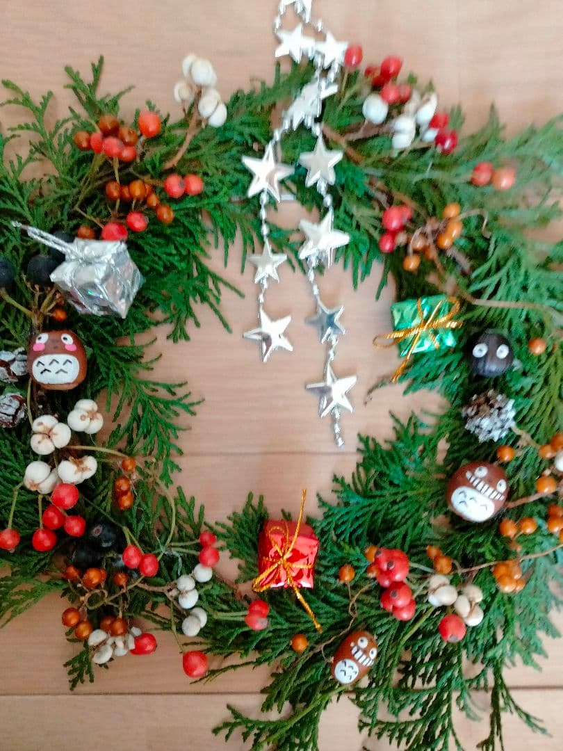 森のお友達　プレゼントをお届けに〰️♥クリスマスリース　フレッシュ