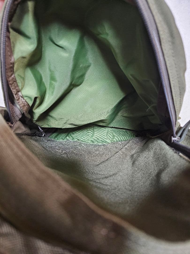 FLYYE MOLLE AIII Backpack RG 容量拡張サブバッグ付き