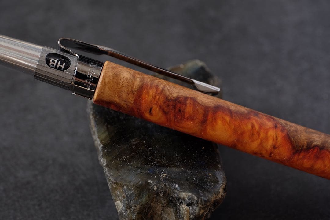 PG5木軸カスタム0216　高村杢工房 製図用シャープペンシル　花梨瘤　紅白