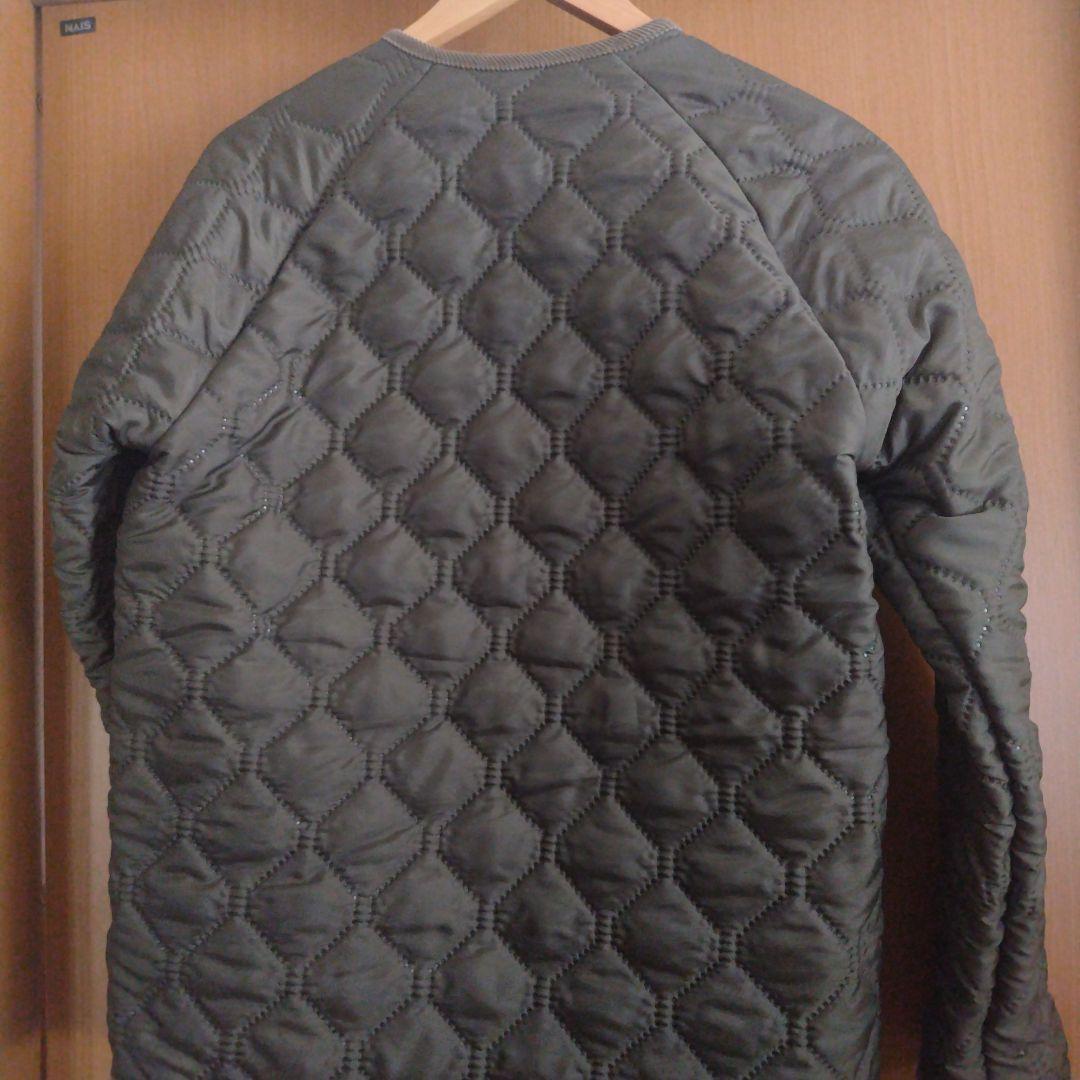 ARMEN　ノーカラー　キルティグジャケット　カーキ　Size2　М／Ｌ