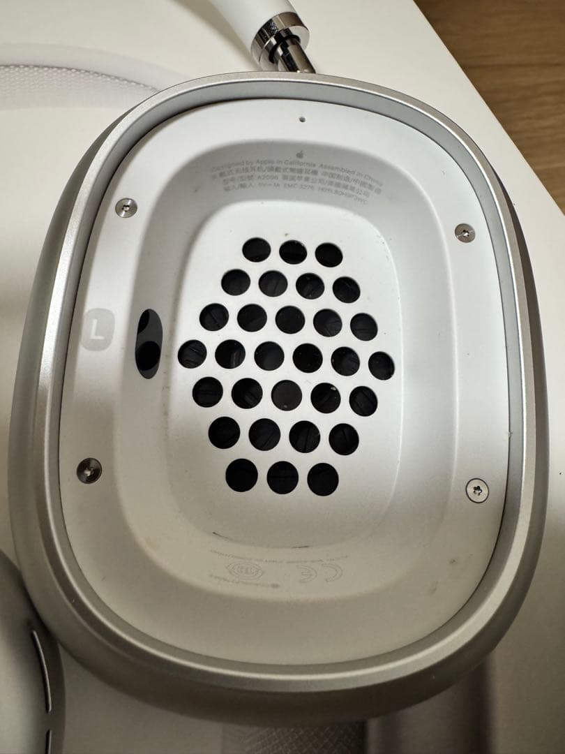 Apple AirPods Max シルバー　正規品　イヤーパッドほぼ新品