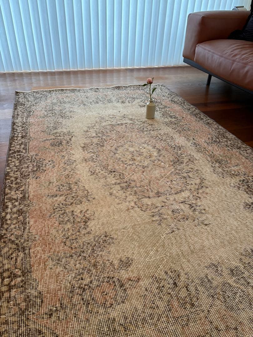 ヴィンテージラグ　ベージュオーバーダイ　ボタニカルメダリオン　トルコ　アナトリア