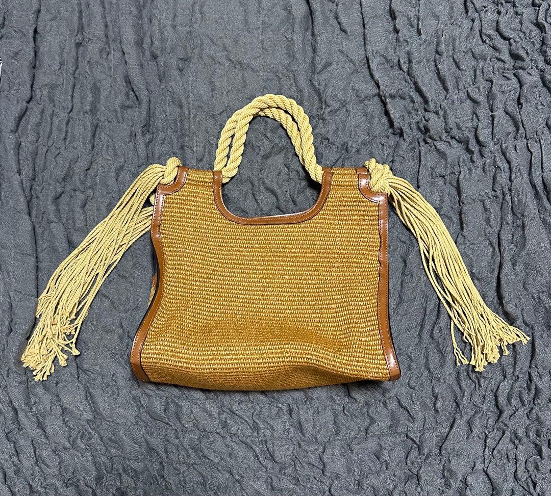 MARNI マルニ ロープハンドル ラフィア かごバッグ　タッセル