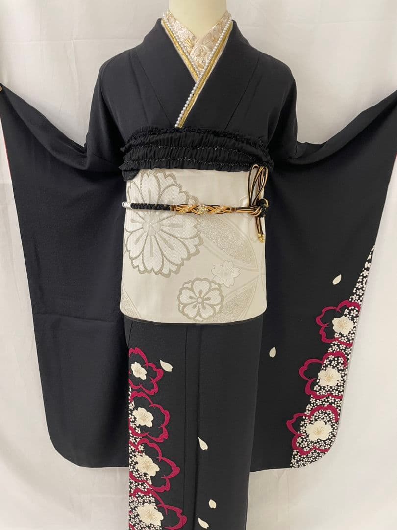 売約済み★★新品未使用　正絹紋意匠色無地袋帯セットと振袖3点セット★★